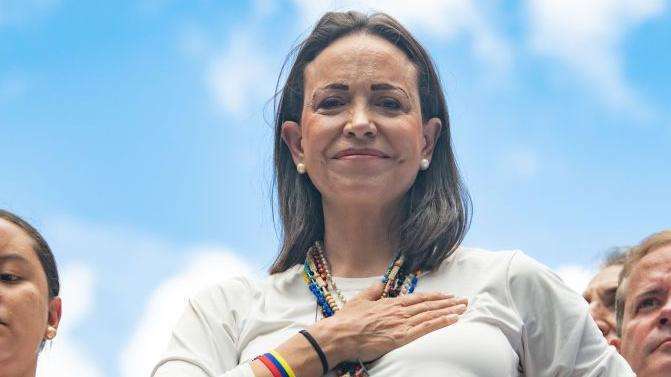 La fiscalía de Venezuela investiga a María Corina Machado por “traición a la patria”